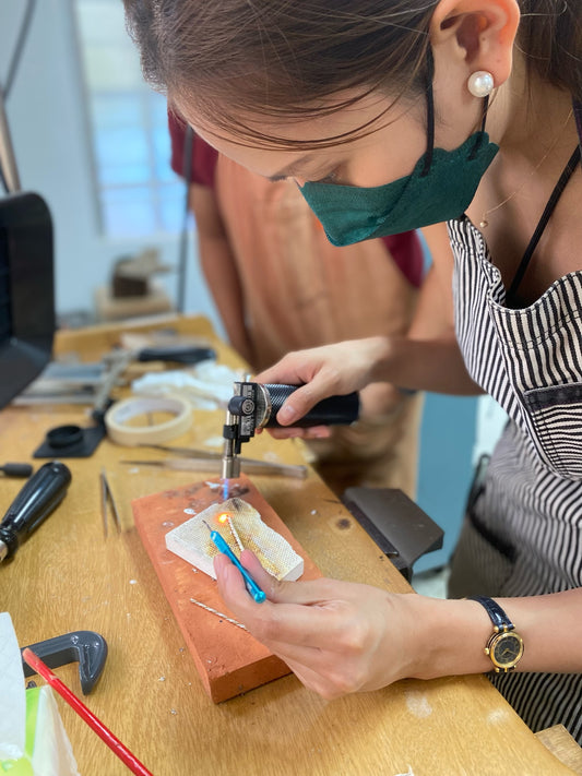 Mental Health Benefits of Jewelry Making