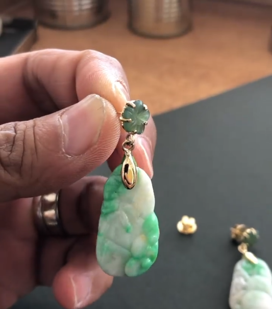 Why Do People Pass Down Jewelry?