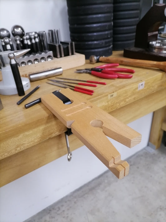 Not sure what tools you need to start metalsmithing?