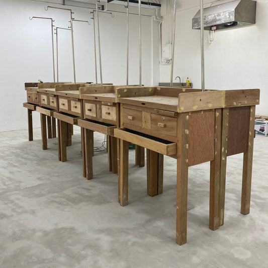 Jeweler's Work Bench (Traditional)