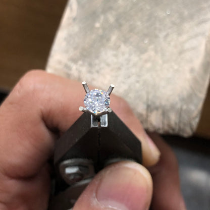 4-Prong Faceted Stone Ring Workshop