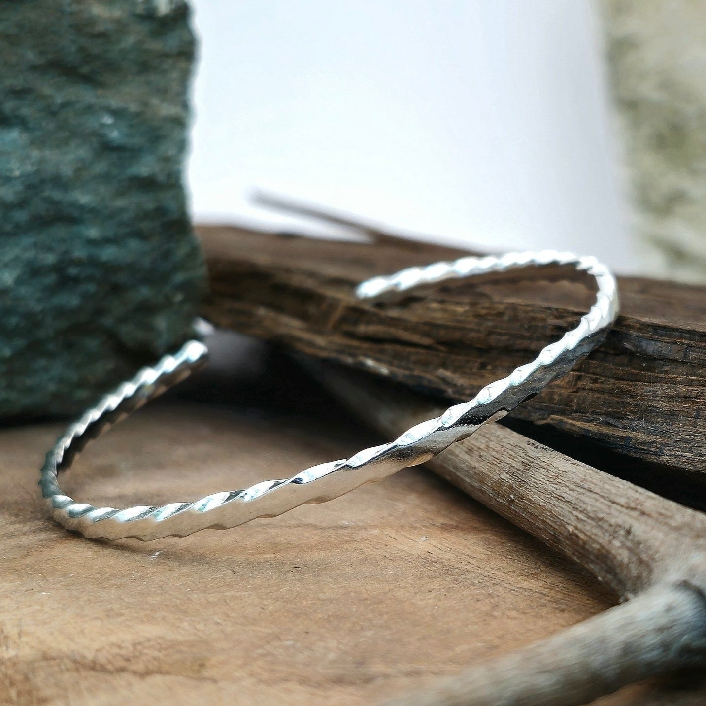 Everyday Workshop - Adjustable Twisted Bangle