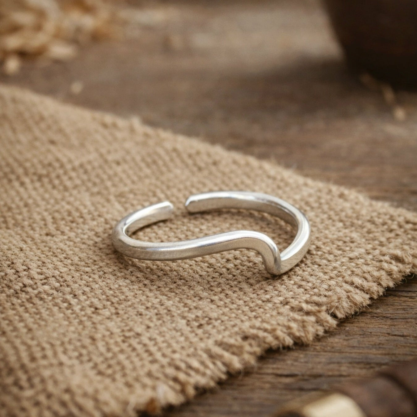 Everyday Workshop - Wave Ring