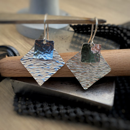 Everyday Workshop - Dangling Hook Earrings